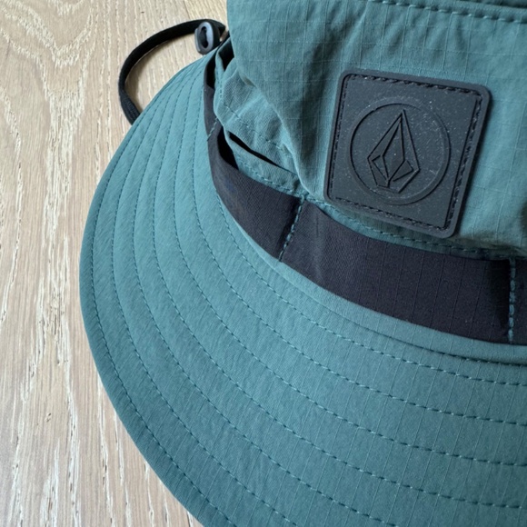Volcom Ventilator Boonie Hat - Picture 2 of 4
